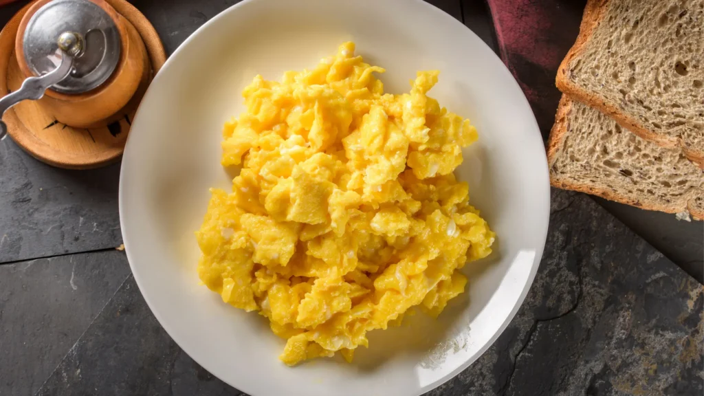 Scrambled eggs for bearded dragons